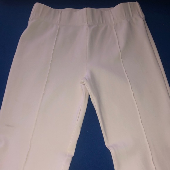 Max & Rina Winter-White Rider Jeans - Picture 1 of 4